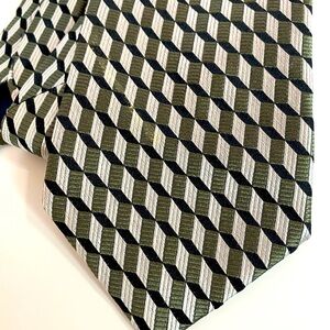 Solitaire Silk Wide Geometric 61” Long Length